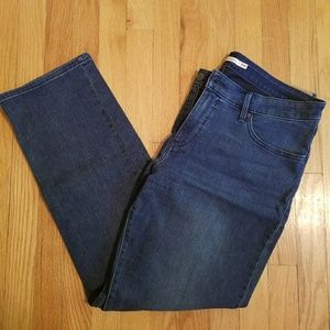 Levi's 314 Shaping Straight Leg Jean - NEVER WORN